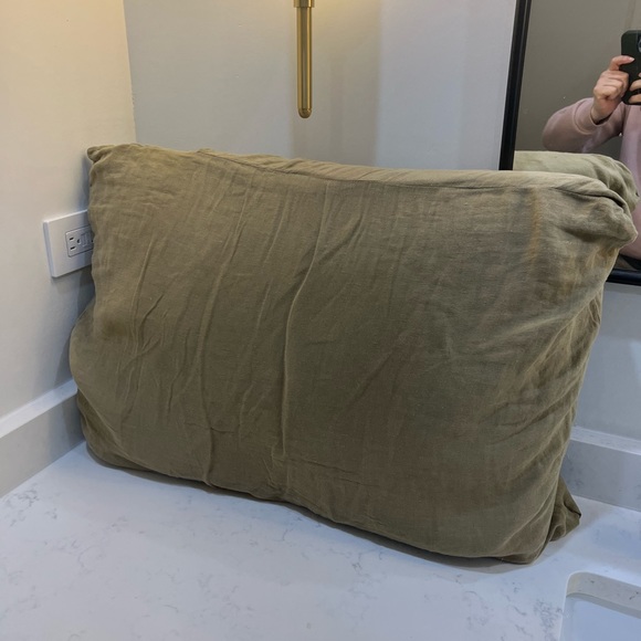 Parachute Moss Colored Linen Sham Set - (2) - Picture 6 of 7